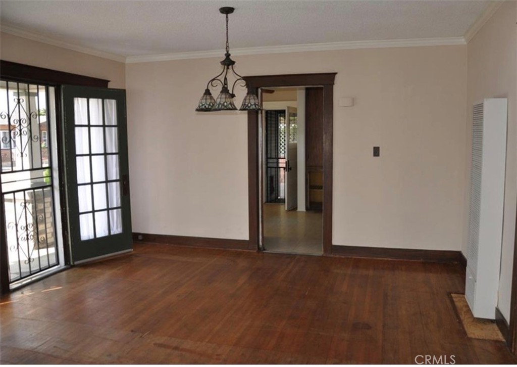 847 S Philadelphia Property Photo 6
