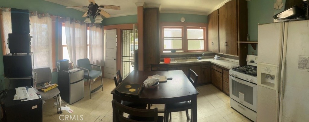 847 S Philadelphia Property Photo 17