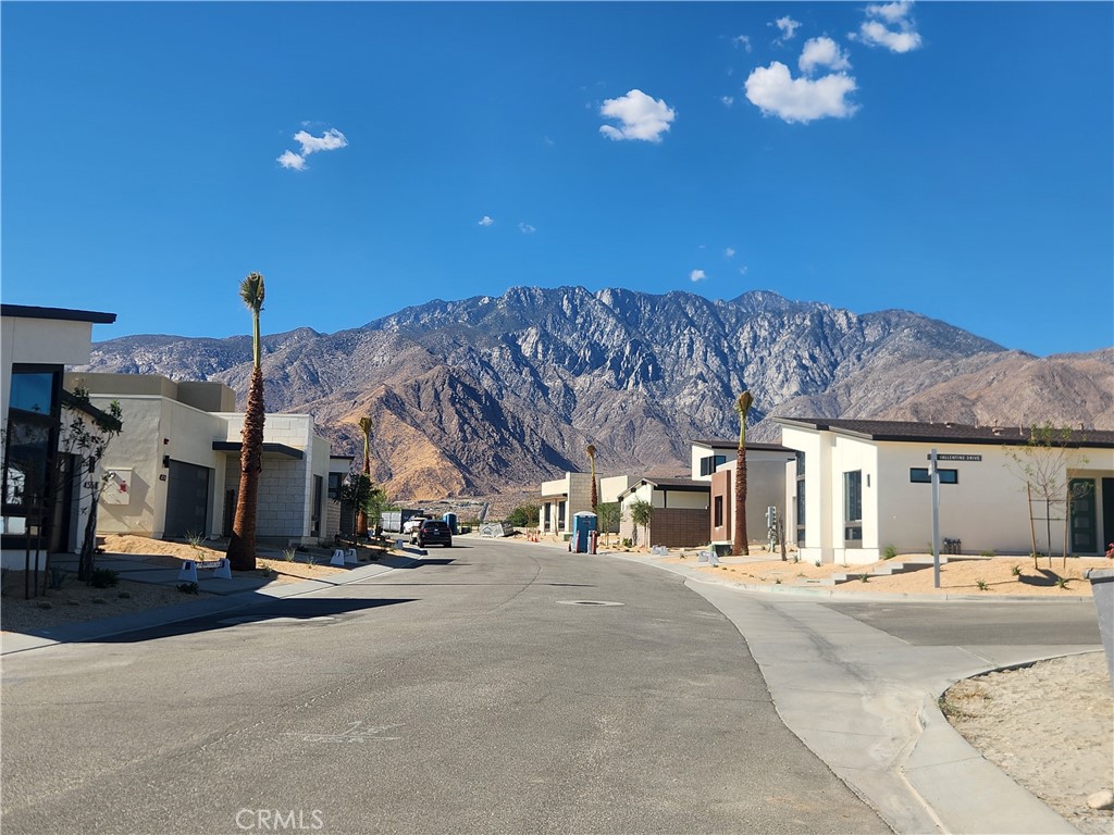 4505 Thunderbird Way Property Photo 2