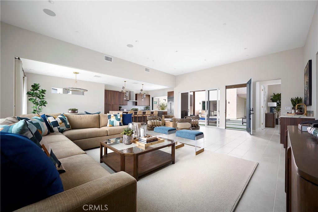 4505 Thunderbird Way Property Photo 6