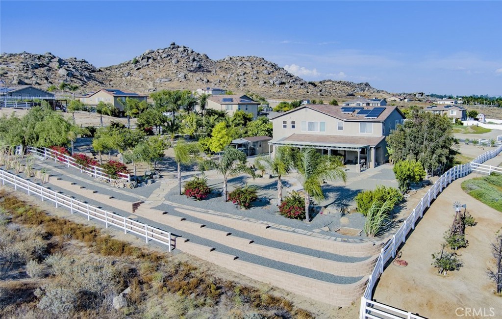 17465 Fairbreeze Property Photo 8