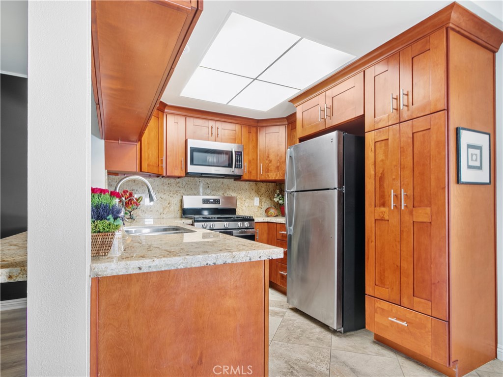 1159 E 1st Property Photo 1