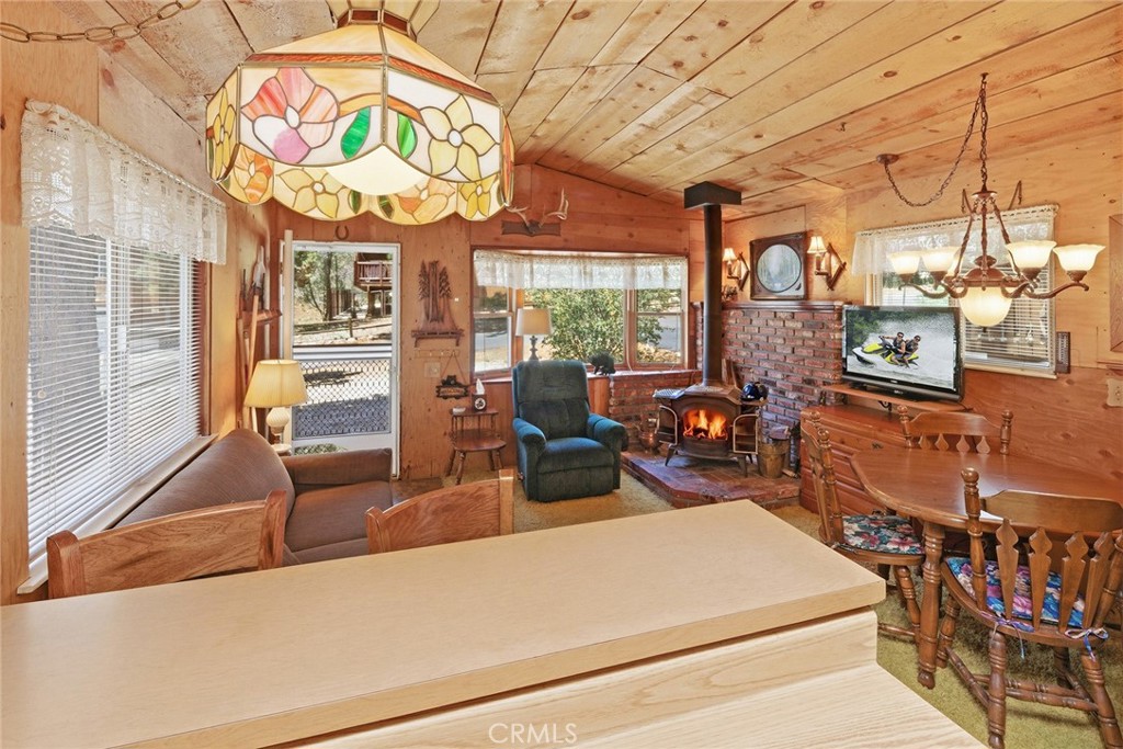 513 Cedar Ln Property Photo 11