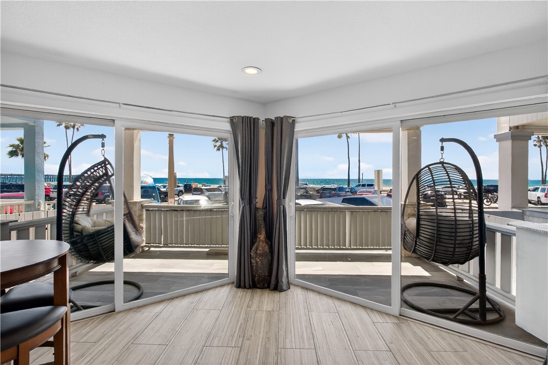 2212 W Oceanfront Property Photo 14