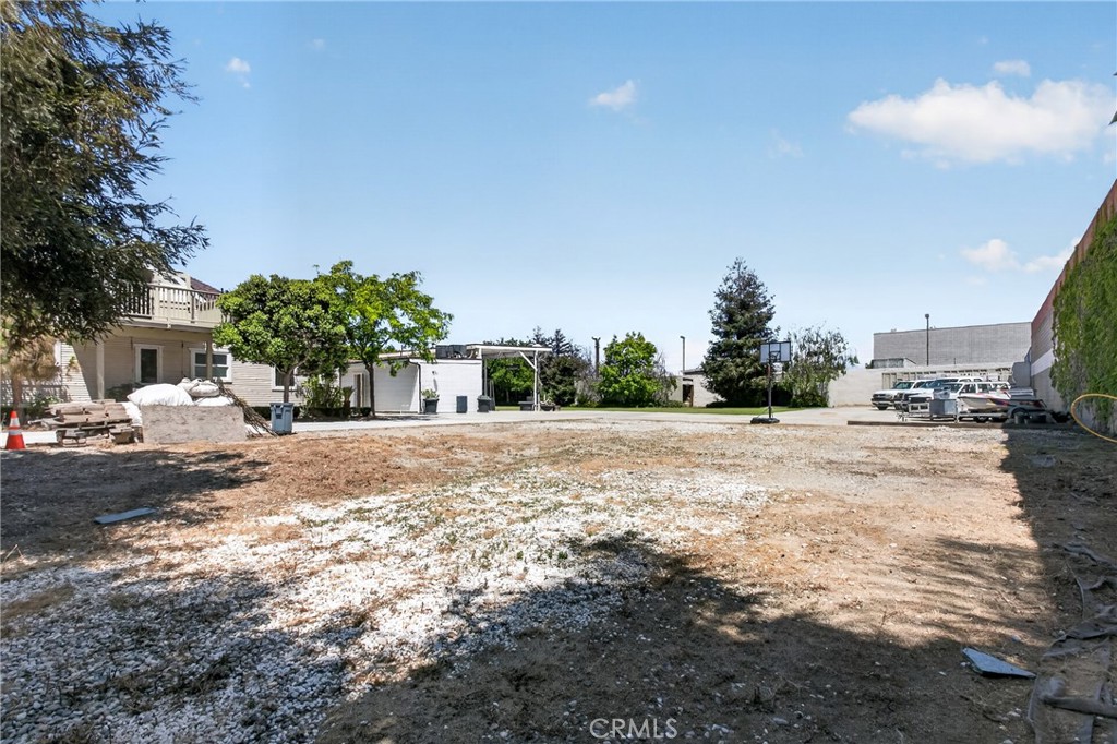 17066 Palmdale Property Photo 14