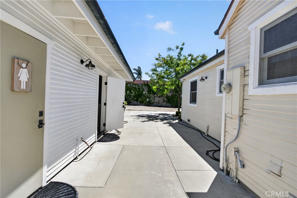 17066 Palmdale Property Photo 34