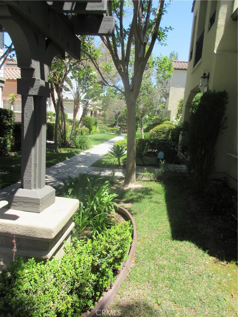 65 Figtree Property Photo 9