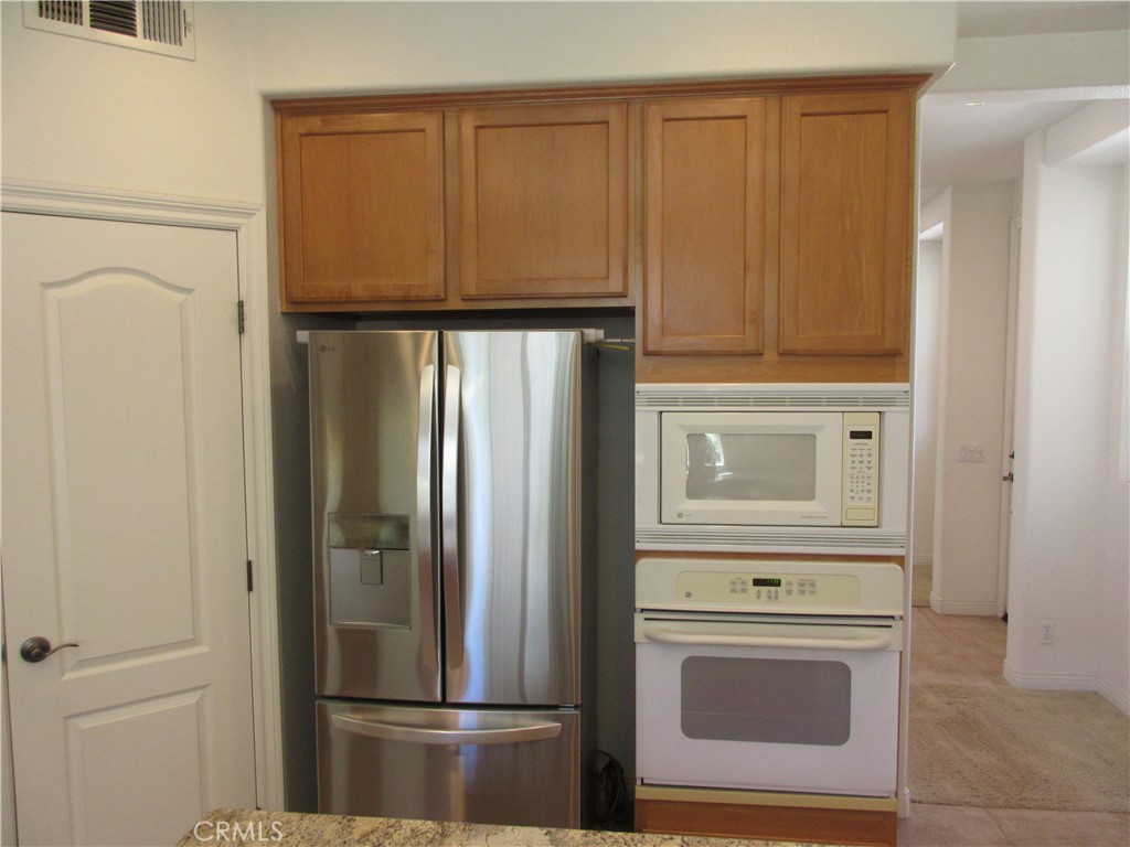 65 Figtree Property Photo 13