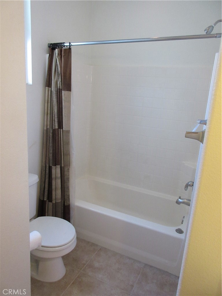 65 Figtree Property Photo 33