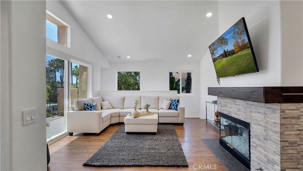 35 Fleurance Street Property Photo 6
