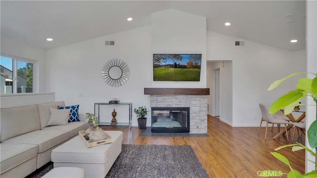 35 Fleurance Street Property Photo 7