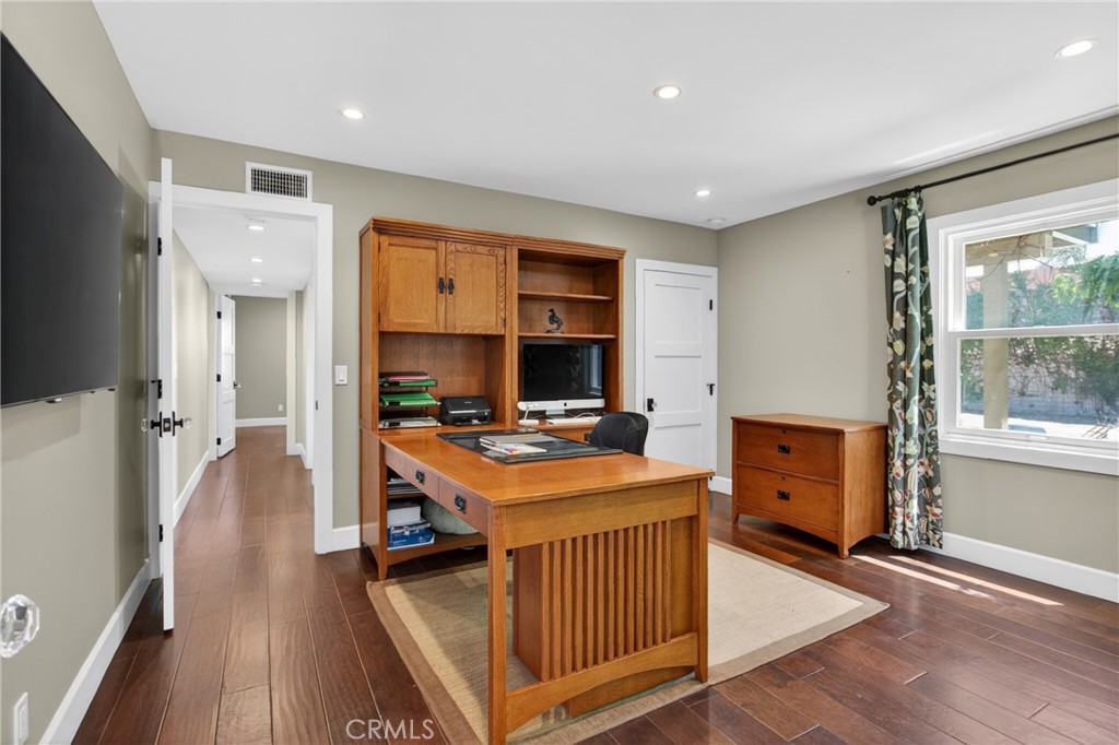 17066 Palmdale Property Photo 16