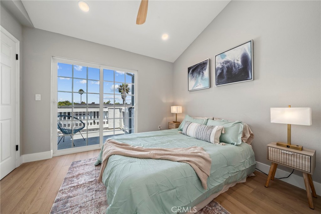 1528 Marcelina Avenue B Property Photo 1