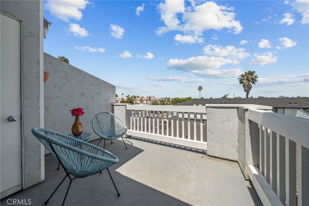 1528 Marcelina Avenue B Property Photo 10