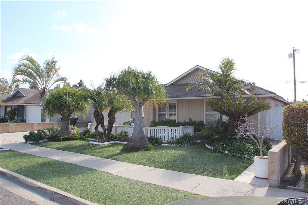 1067 Cheyenne Street Property Photo 2