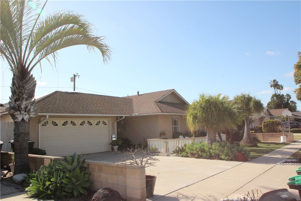 1067 Cheyenne Street Property Photo 4