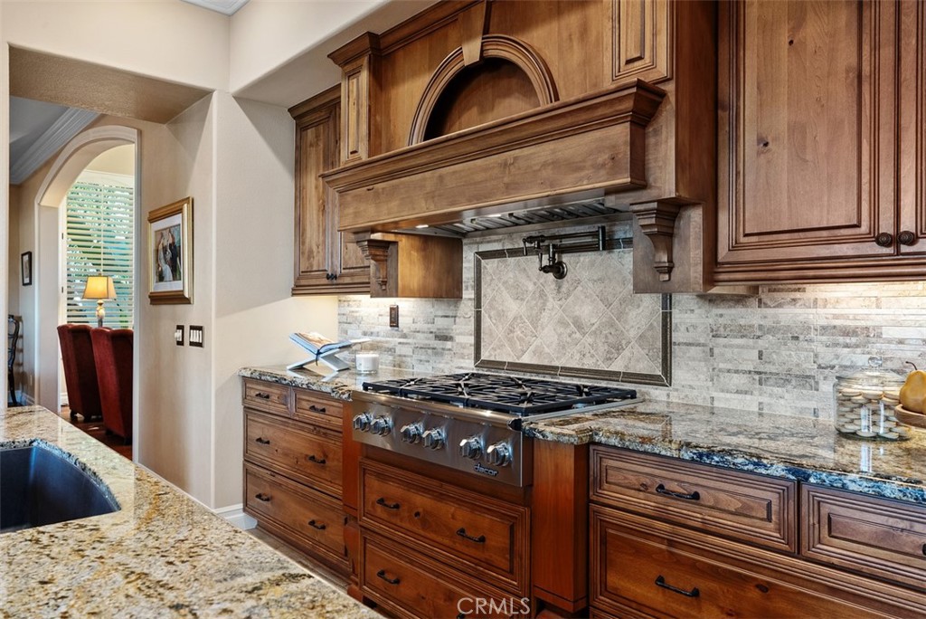 18 Claremont Property Photo 12
