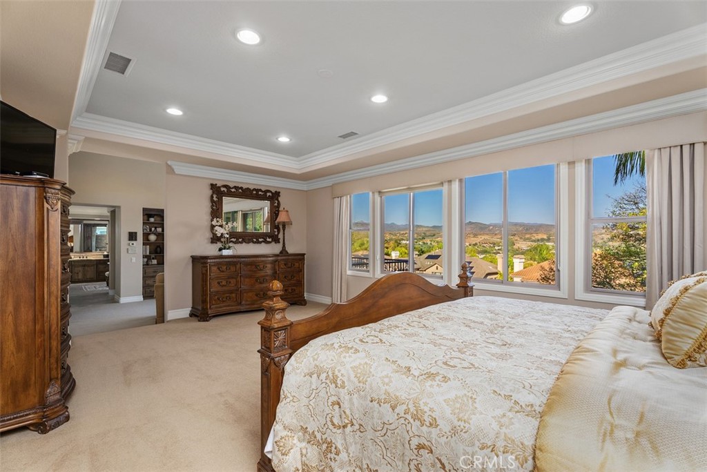 18 Claremont Property Photo 20