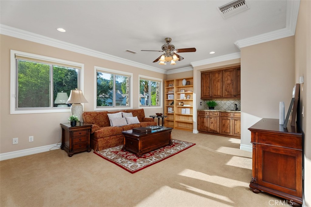 18 Claremont Property Photo 22