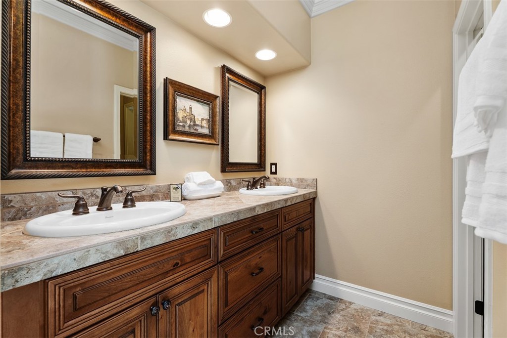 18 Claremont Property Photo 24