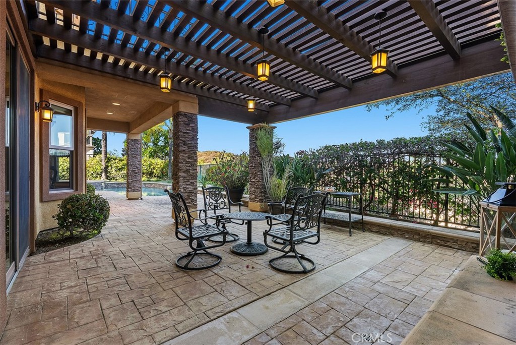 18 Claremont Property Photo 31