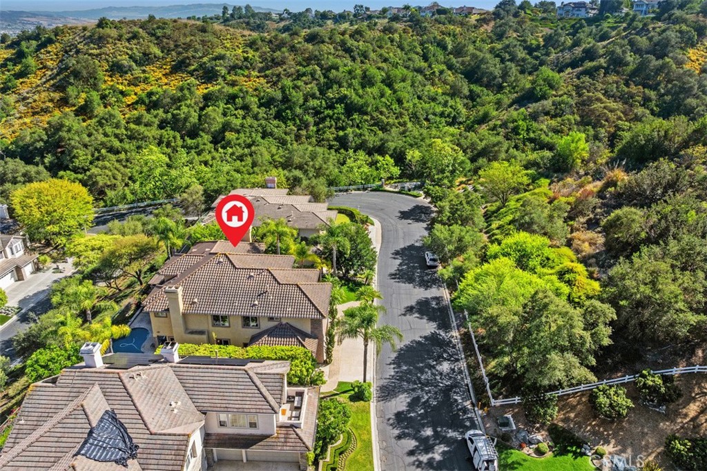 18 Claremont Property Photo 37