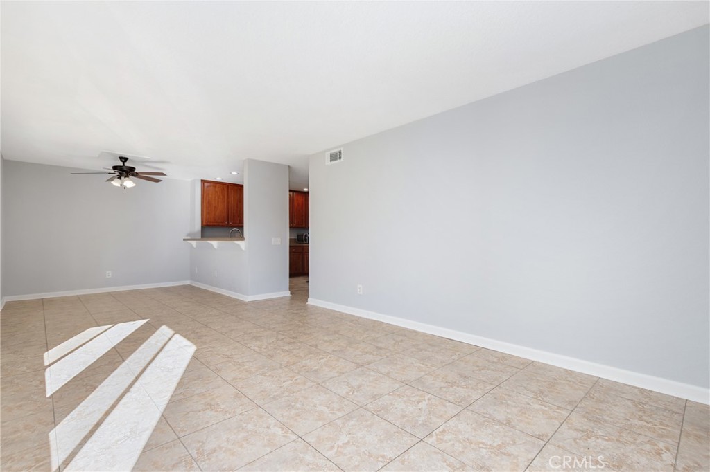 25701 View Pointe 8c Property Photo 12