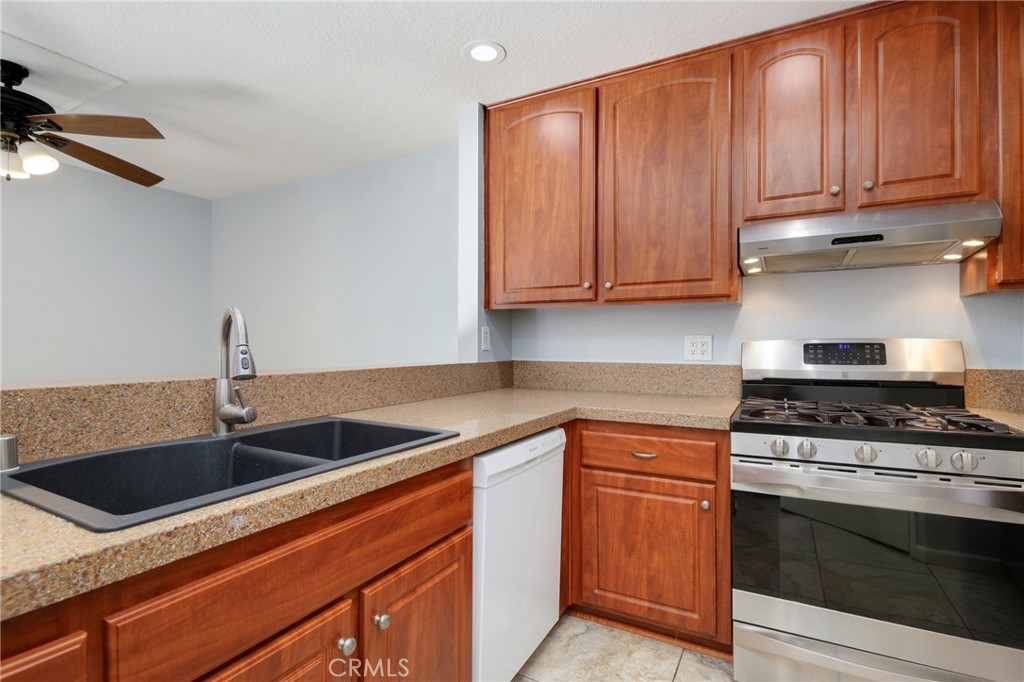 25701 View Pointe 8c Property Photo 18