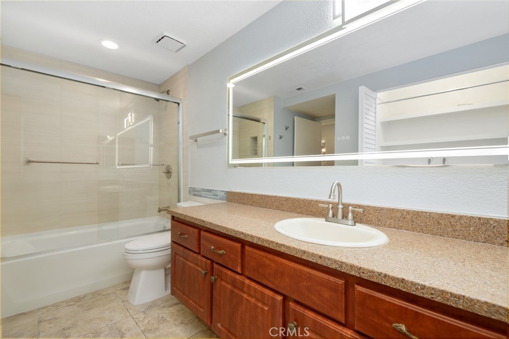 25701 View Pointe 8c Property Photo 26
