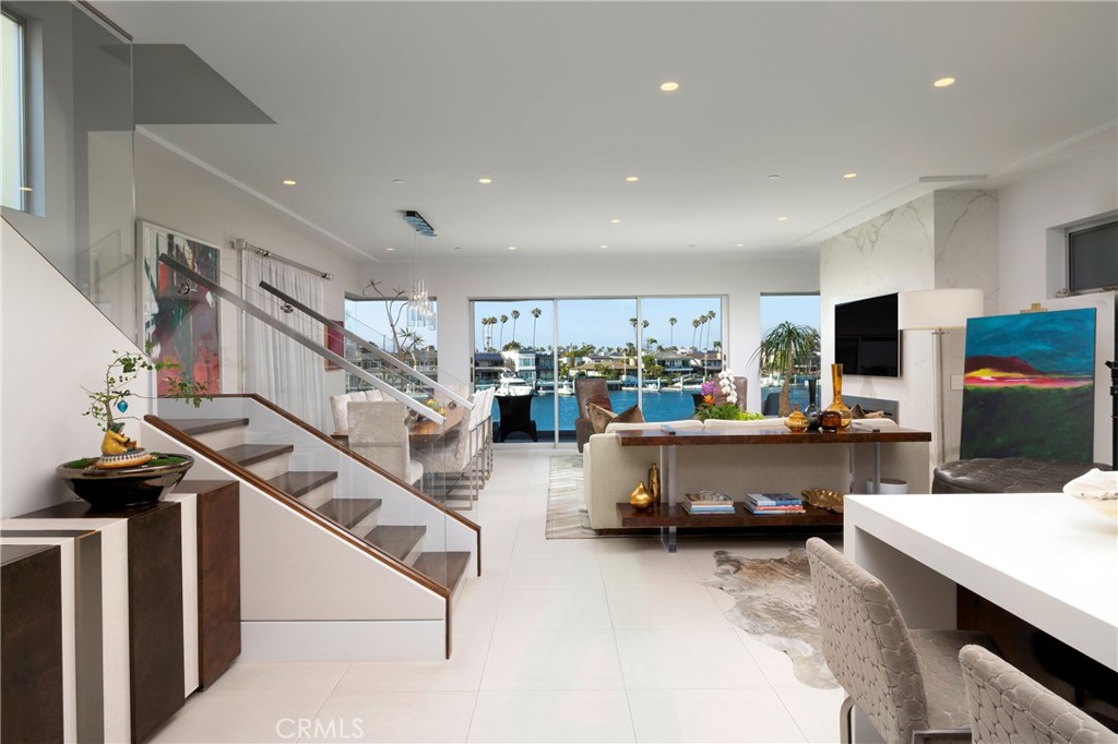 5517 E Ocean Property Photo 11