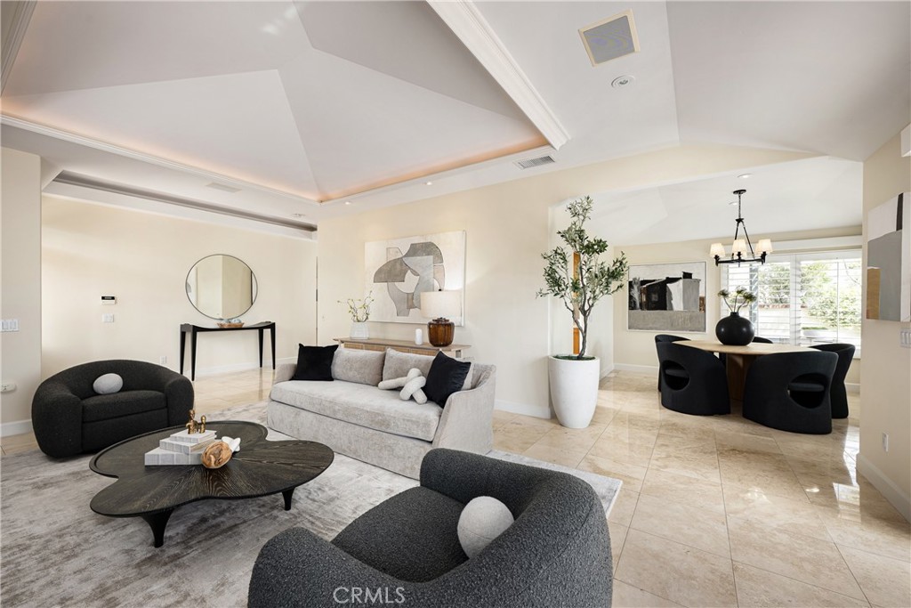 15 Beachcomber Property Photo 2