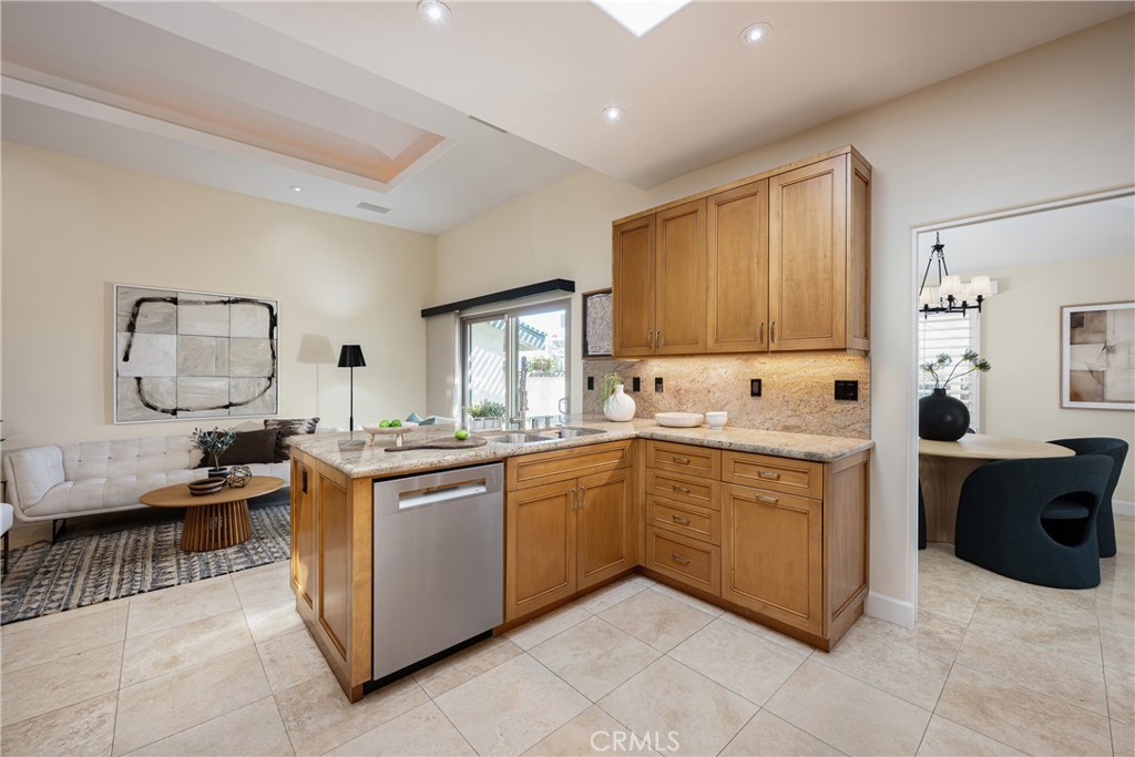 15 Beachcomber Property Photo 6