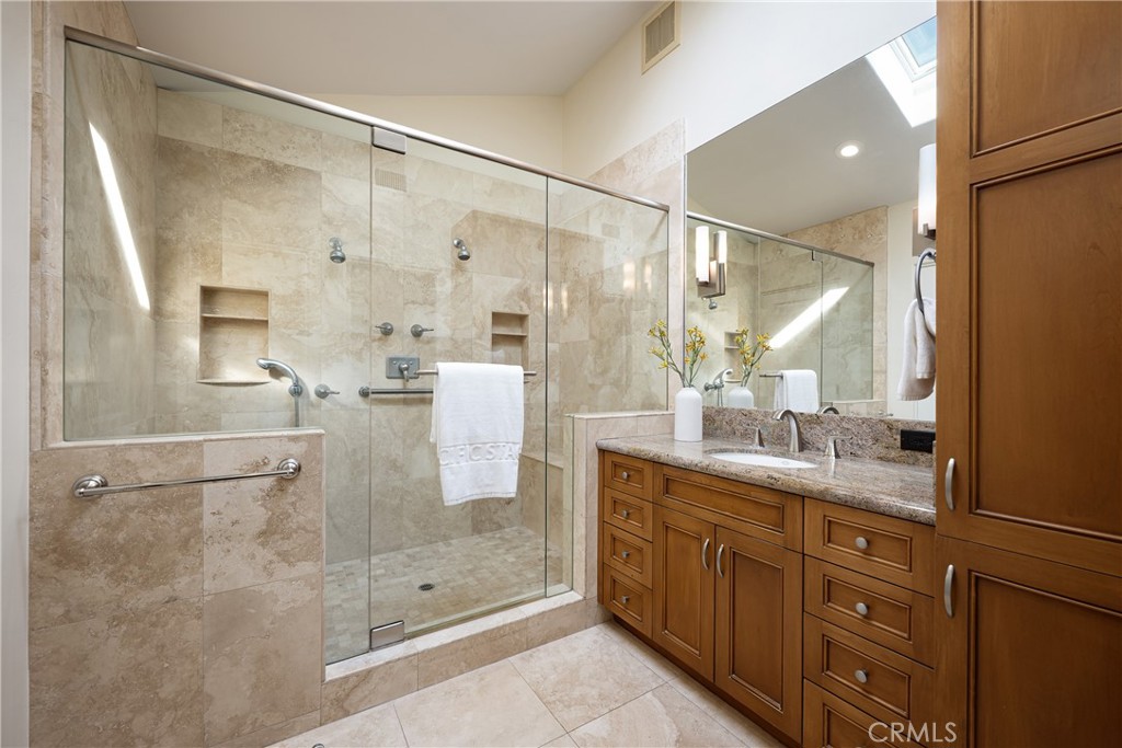 15 Beachcomber Property Photo 12