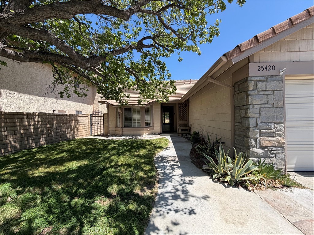 25420 Sheffield Ln Property Photo 1