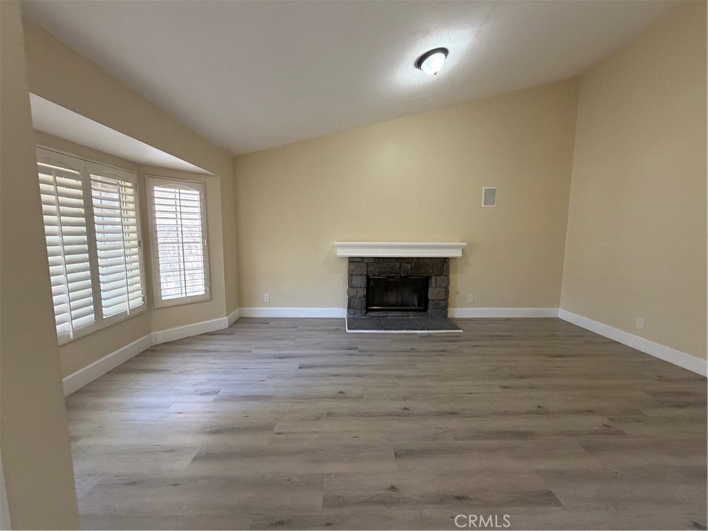 25420 Sheffield Ln Property Photo 5