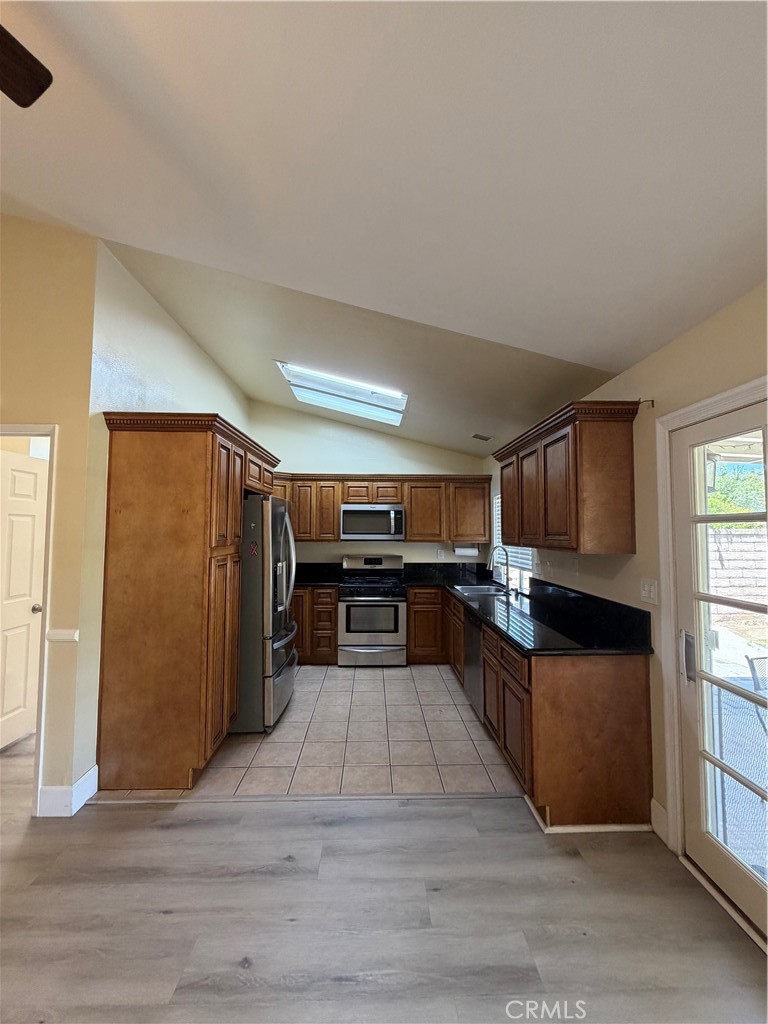 25420 Sheffield Ln Property Photo 7