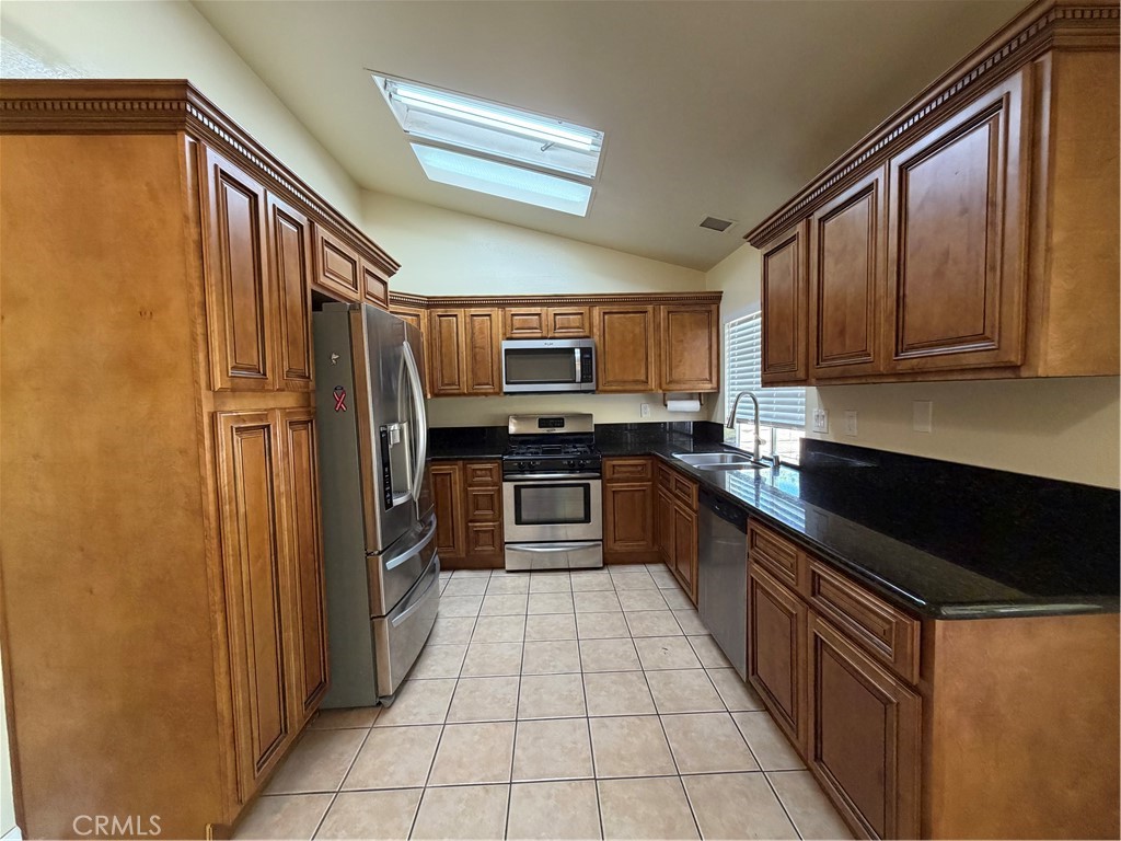 25420 Sheffield Ln Property Photo 8