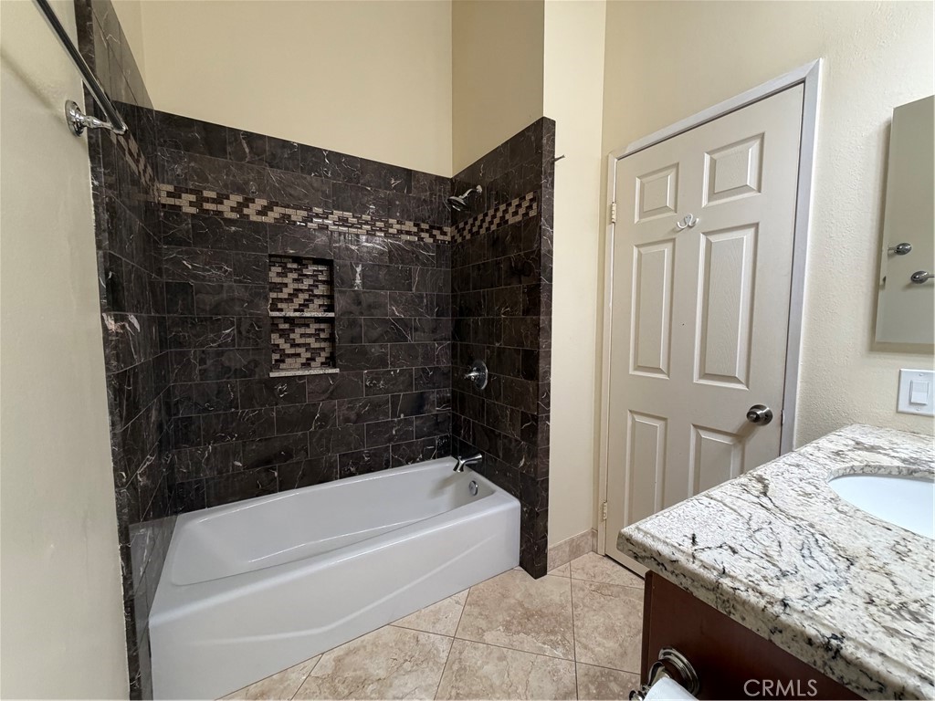 25420 Sheffield Ln Property Photo 18