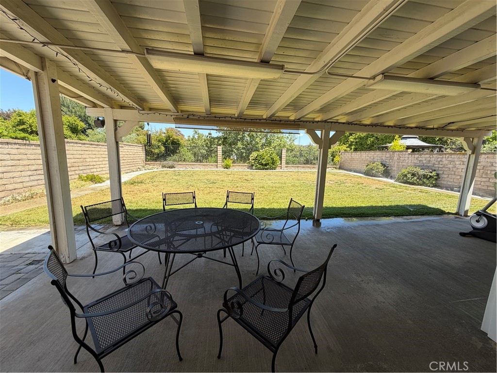 25420 Sheffield Ln Property Photo 20