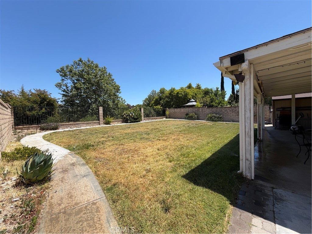 25420 Sheffield Ln Property Photo 21