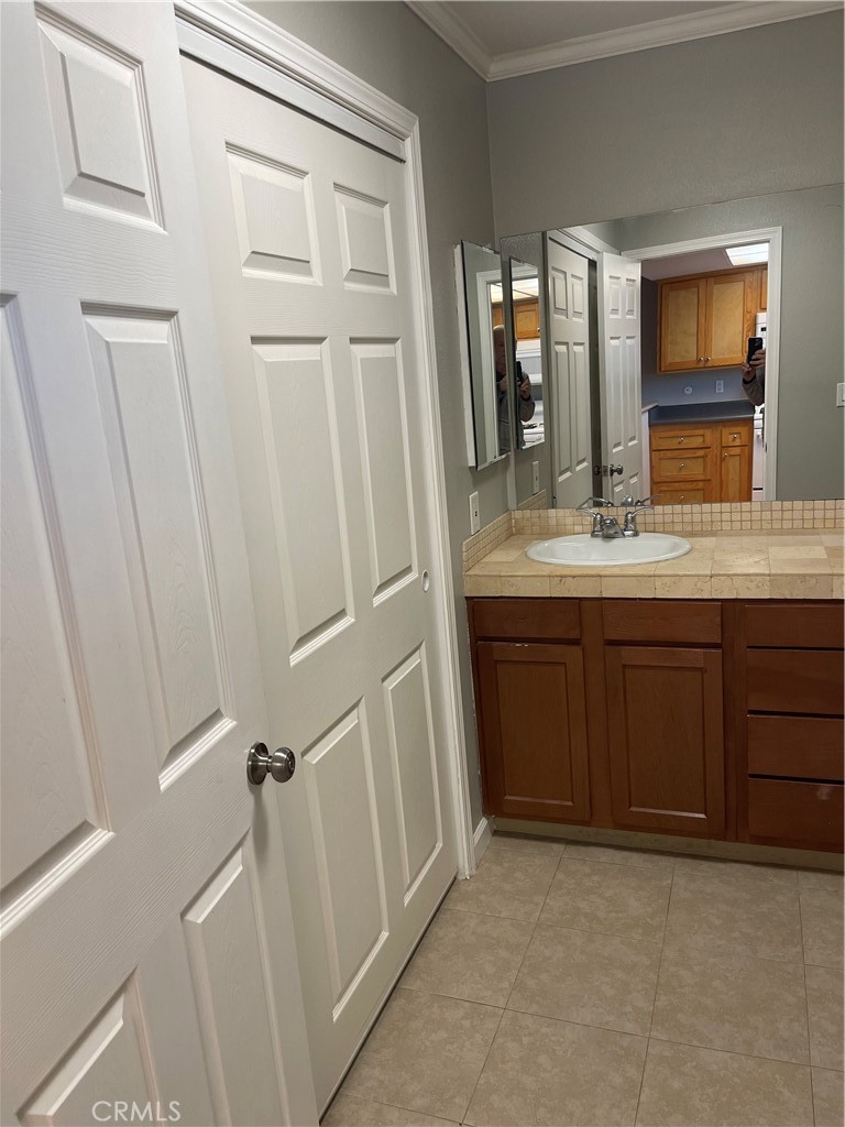 5746 Tilton Property Photo 24