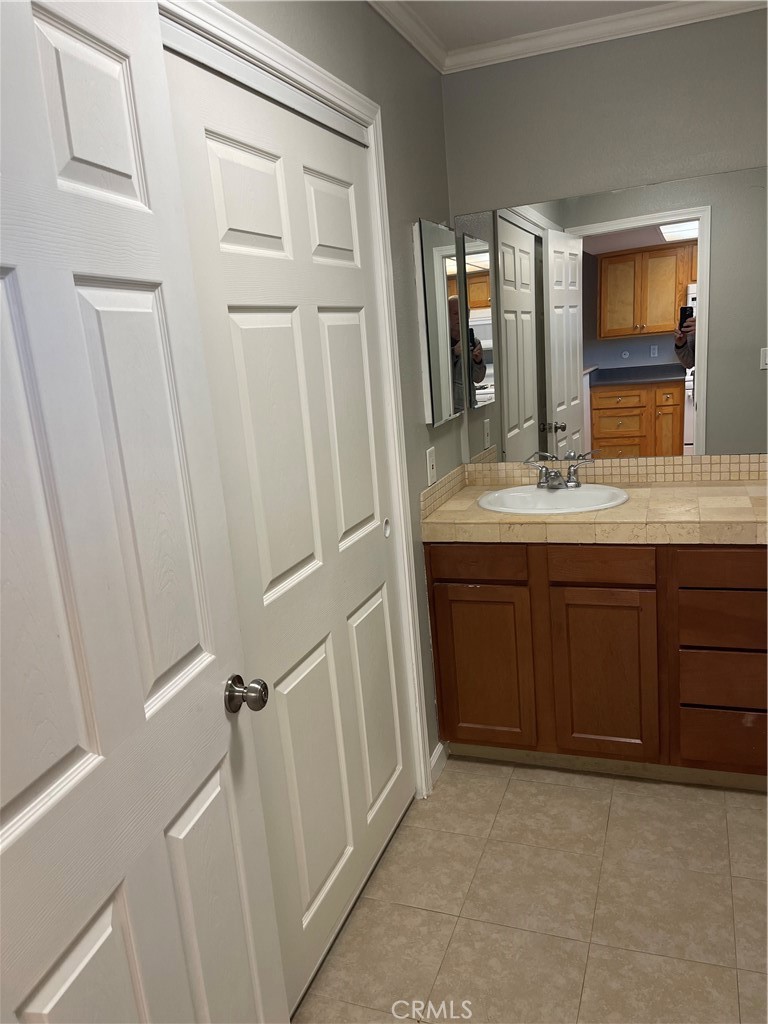 5746 Tilton Property Photo 37