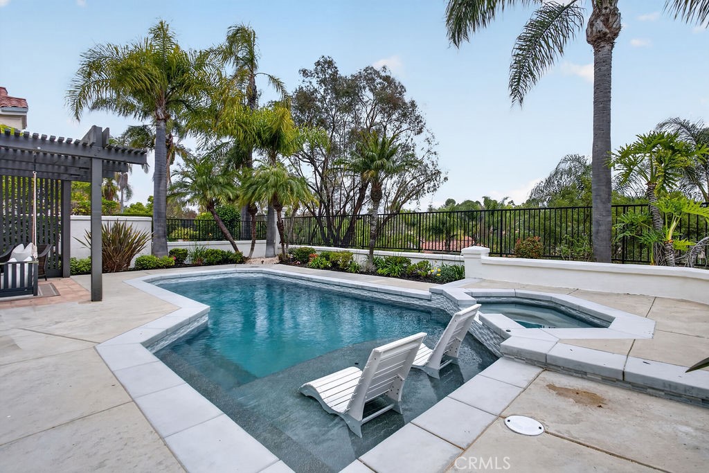 24 Corsica Property Photo 35