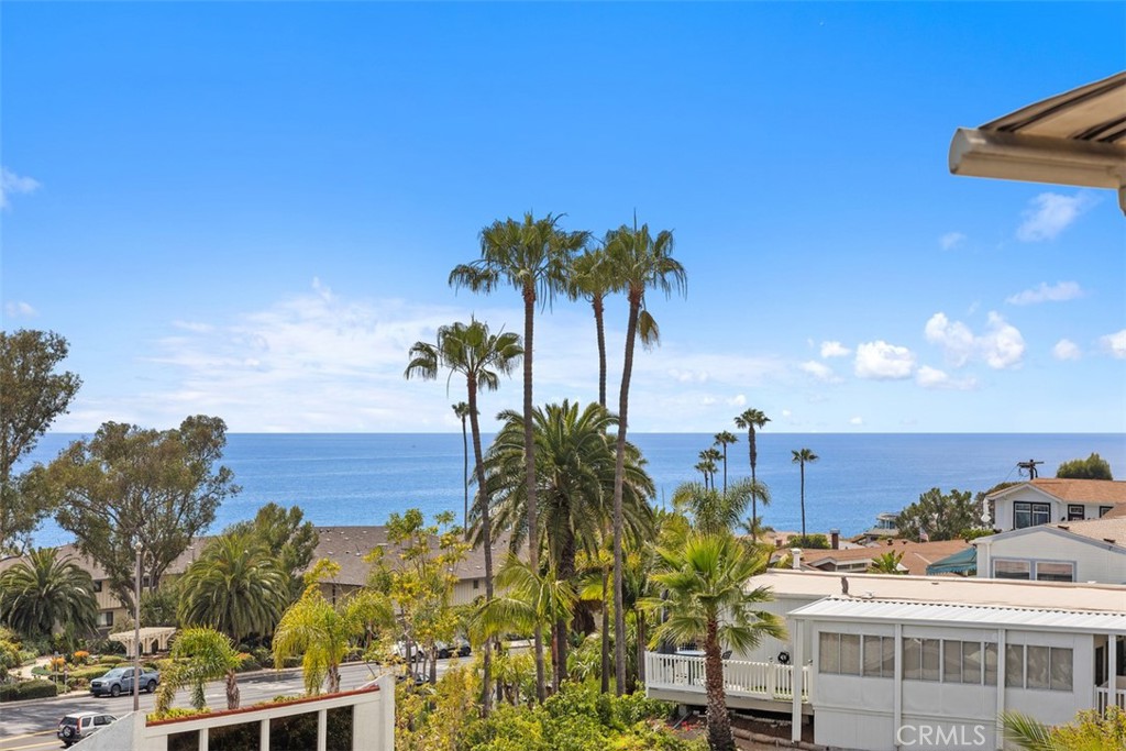 30802 Coast D12 Property Photo 2