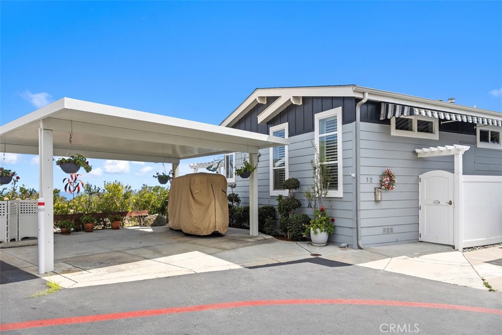 30802 Coast D12 Property Photo 3