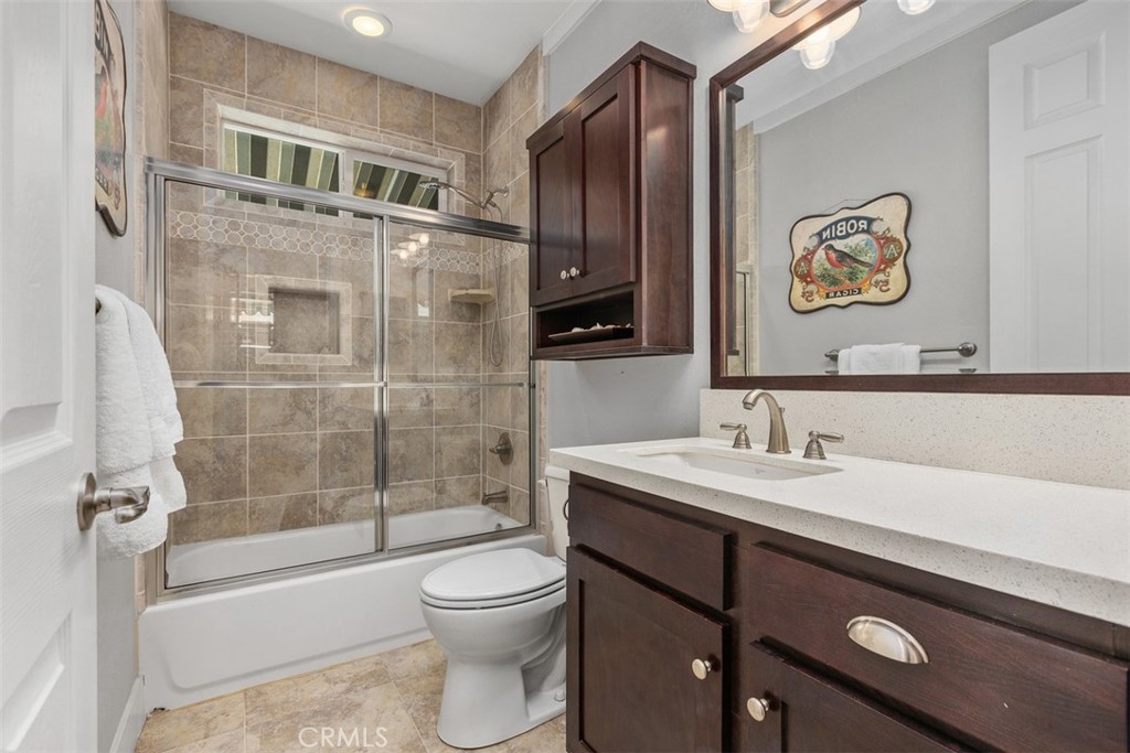 30802 Coast D12 Property Photo 22
