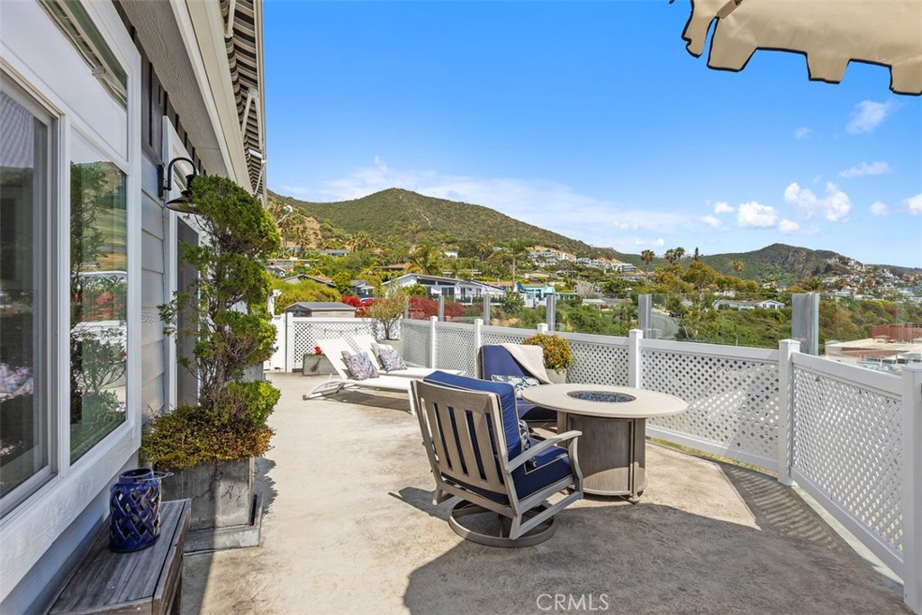 30802 Coast D12 Property Photo 27