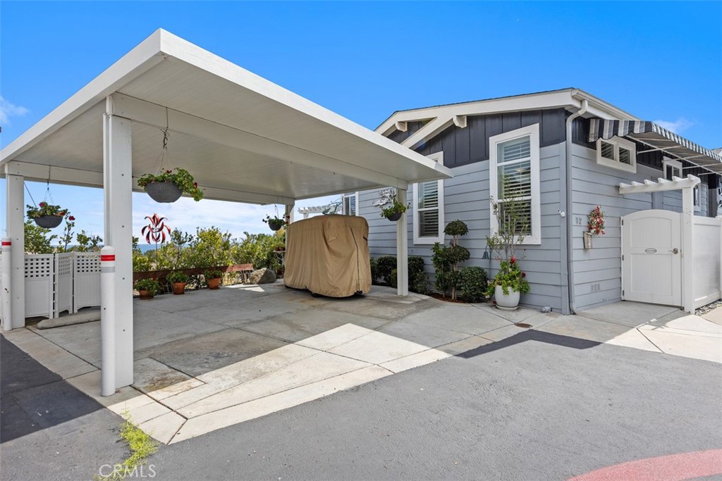 30802 Coast D12 Property Photo 30