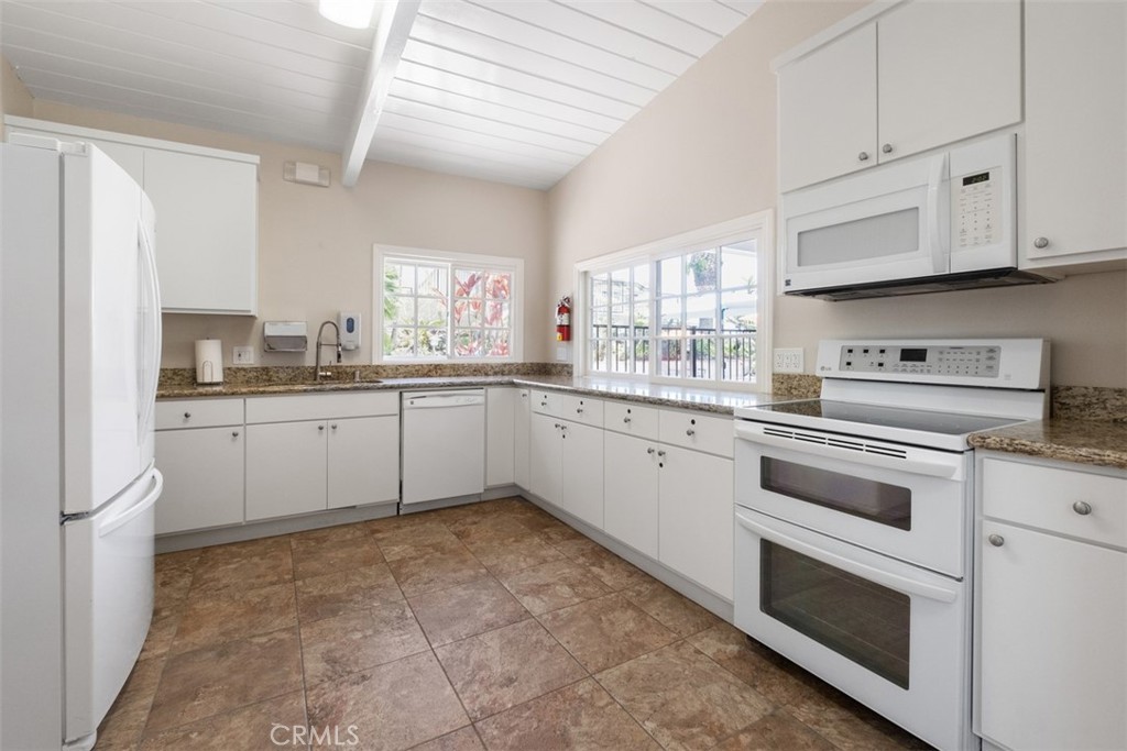 30802 Coast D12 Property Photo 41