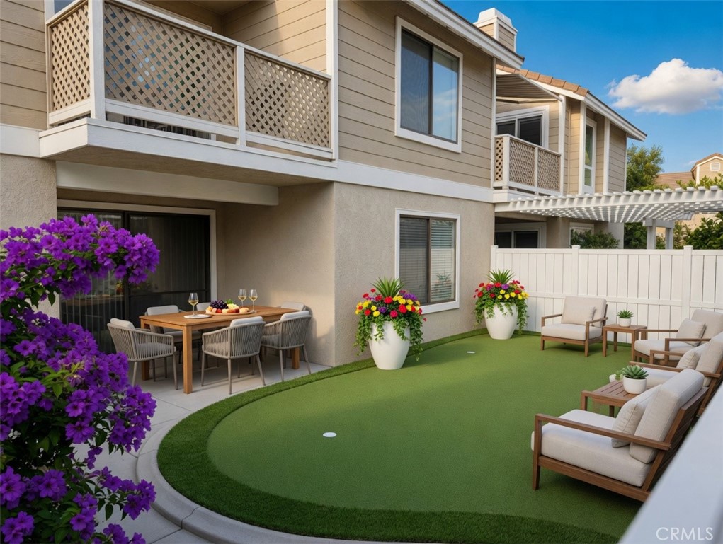 49 Clover Property Photo 2